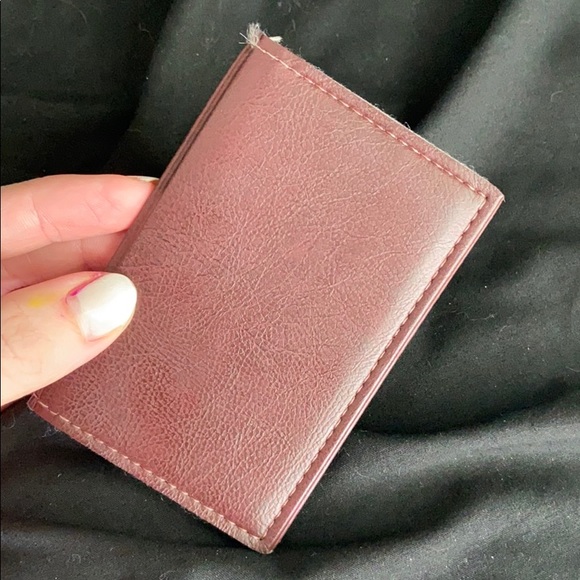 (CLOSET CLOSING FINAL SALE) Brown Leather(?) Credit Card/Business Card Holder - Picture 4 of 4
